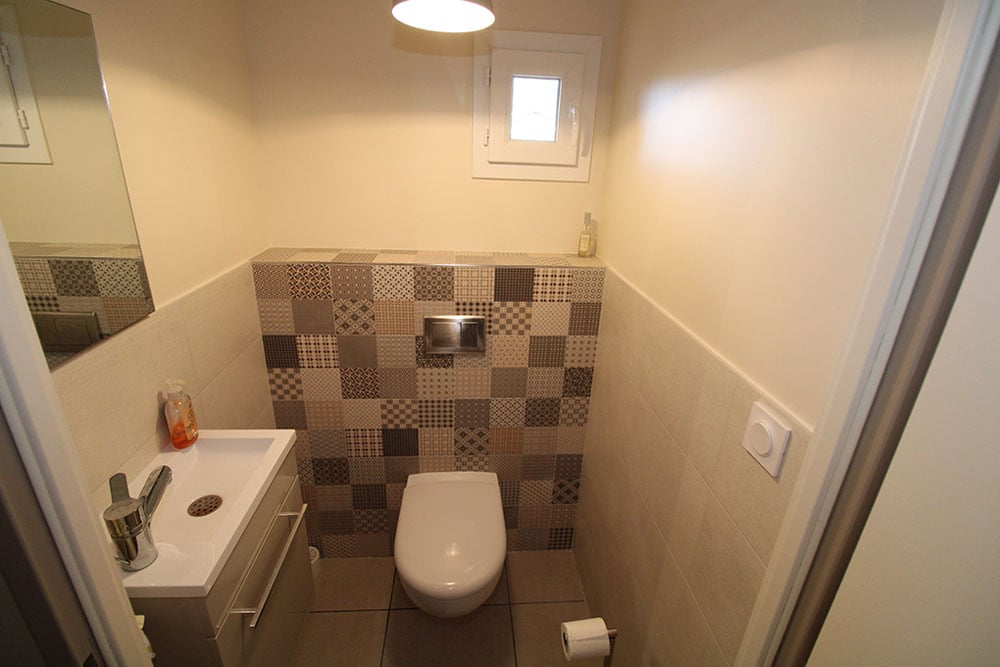 Rénovation toilettes dans une maison à Villefranche
