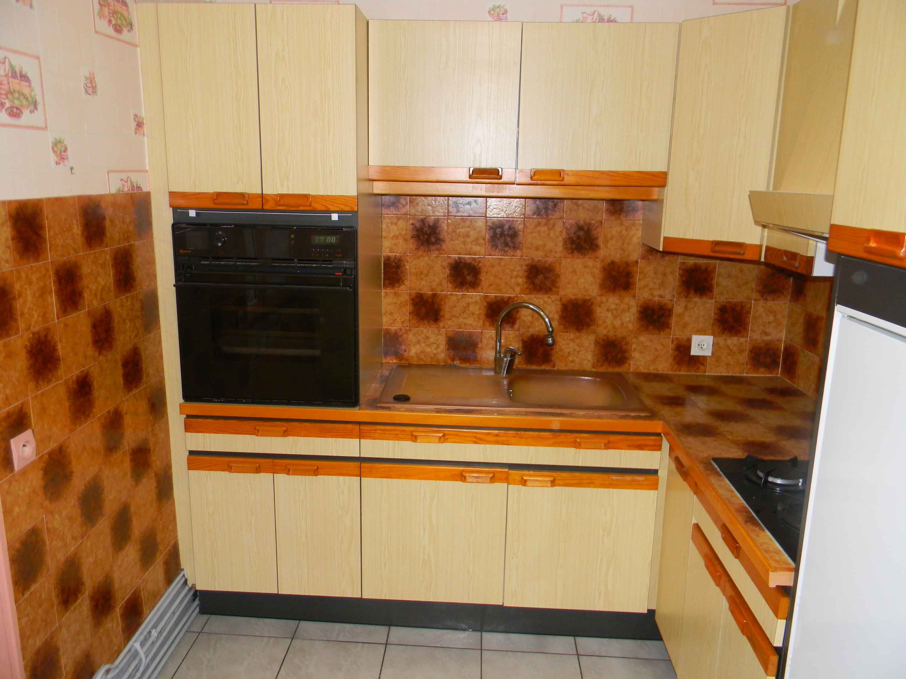 cuisine-avant-renovation-appartement