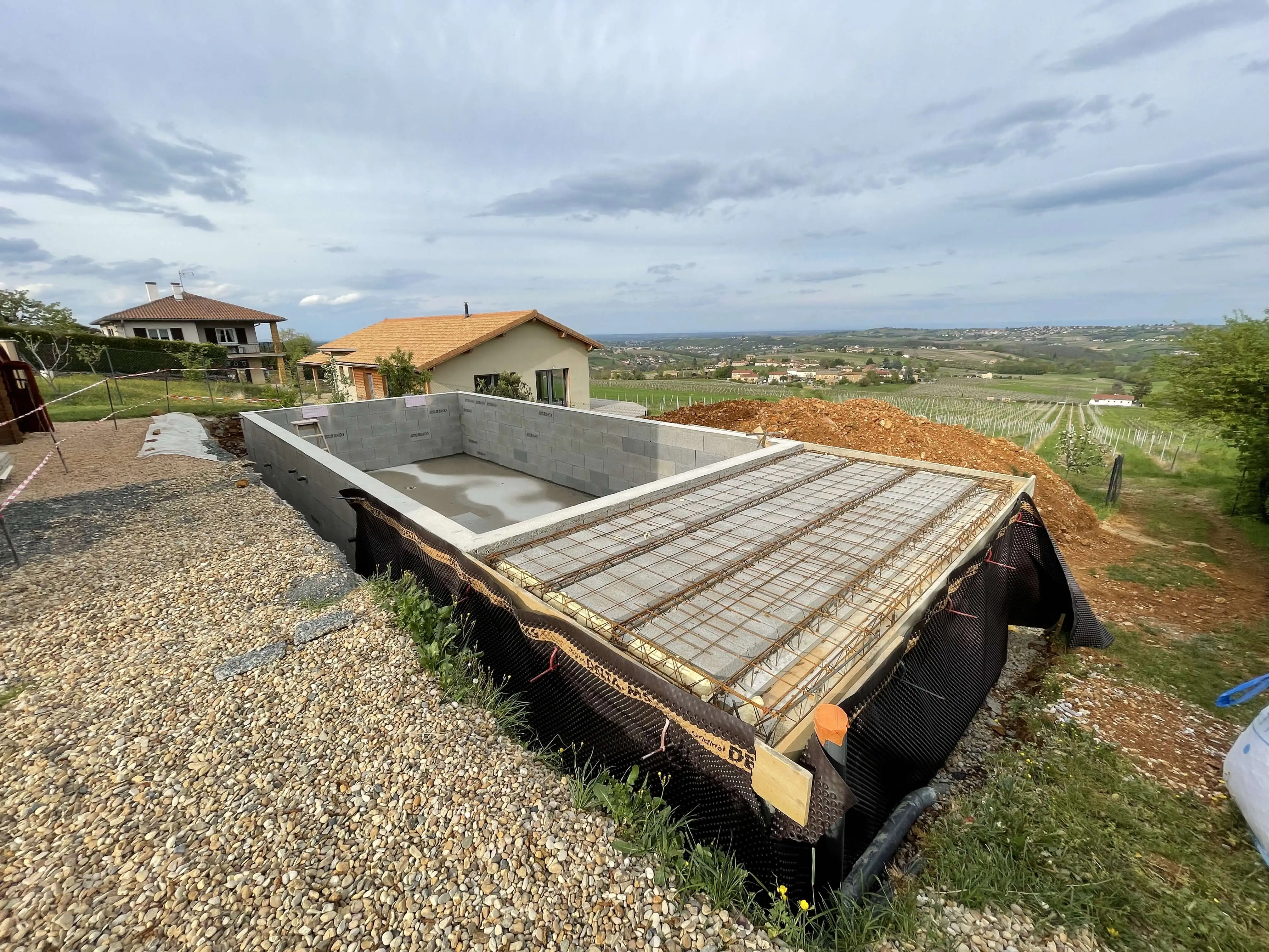 Creation_piscine_pierre-_3_