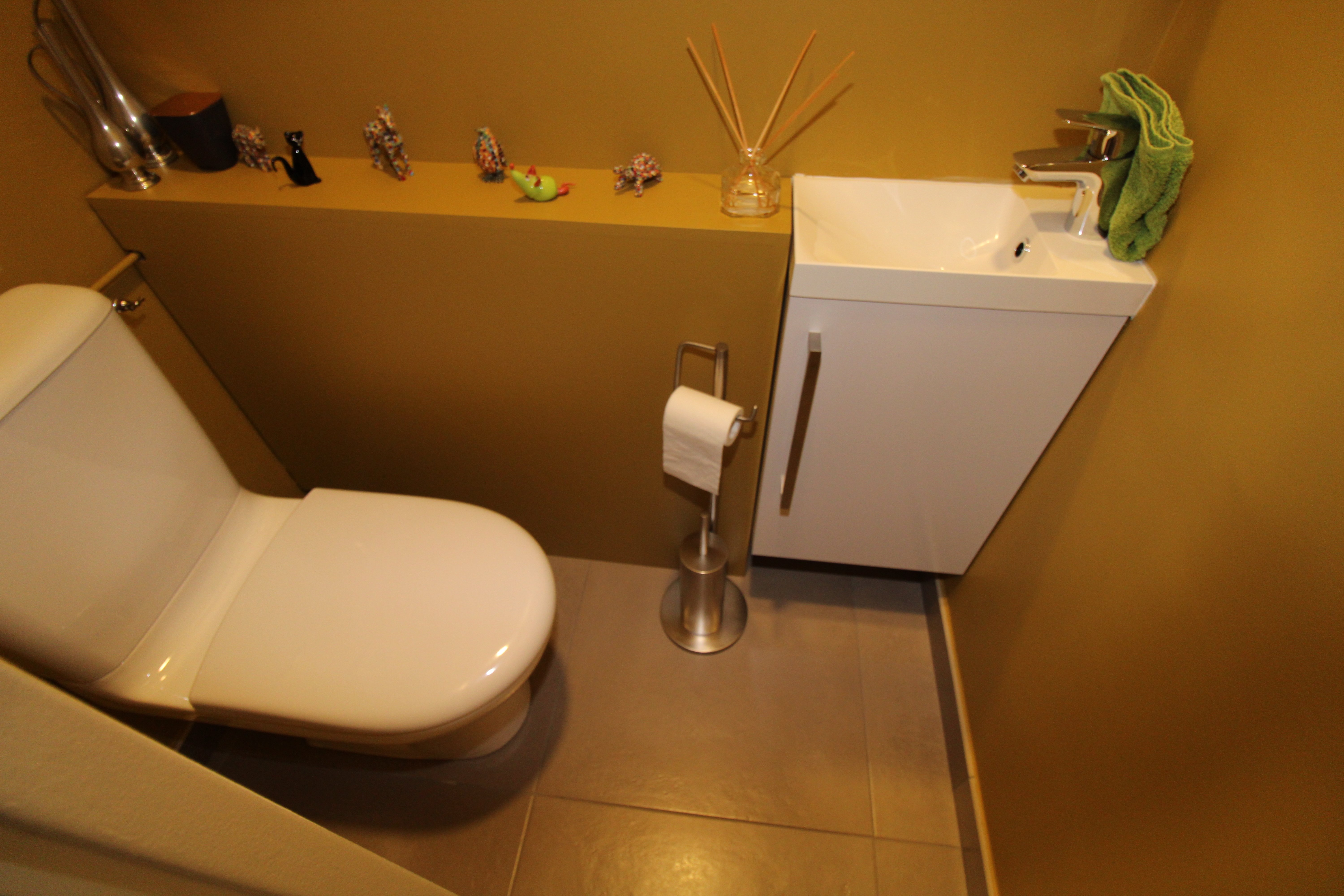 appartement-beaujolais-toilettes