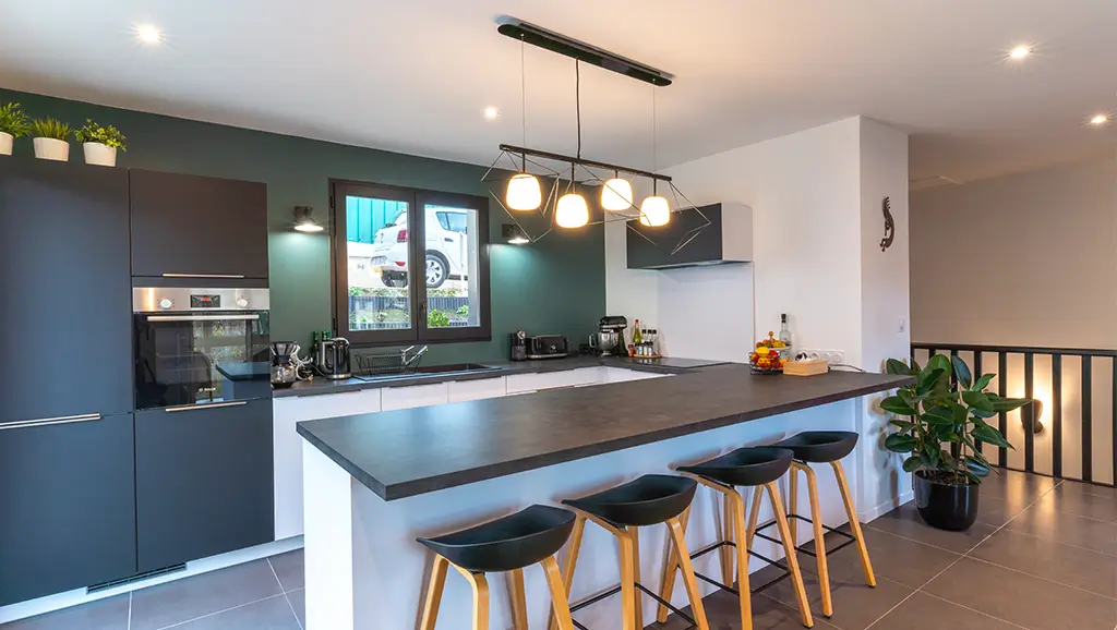 renovation-maison-pierres-dorees