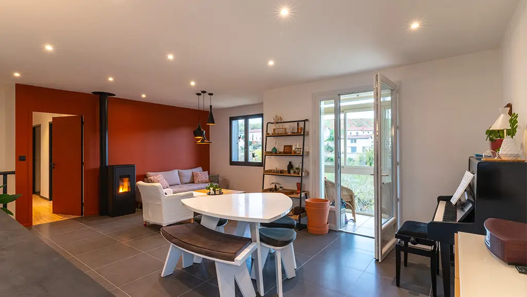 renovation-maison-pierres-dorees