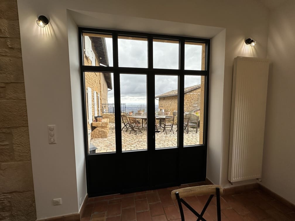 Apres salle a manger vue exterieure